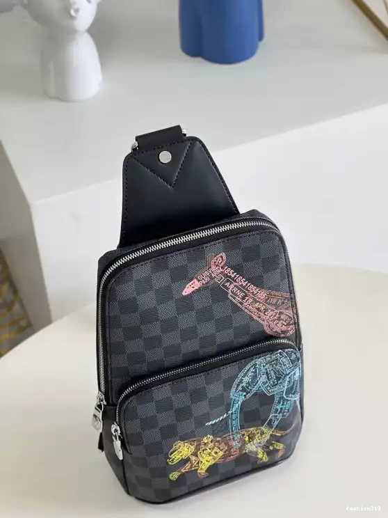 LOUIS AVENUE VUITTON SLINGBAG 0416